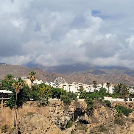 Apartamentos Nerja 2 Экстерьер фото